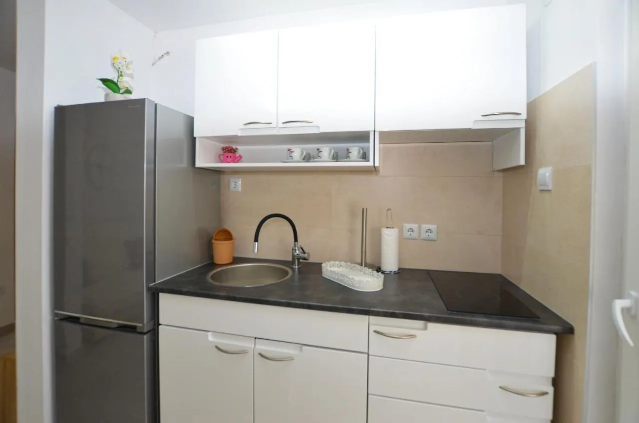 Holiday Home Eta With Pool Rovinj